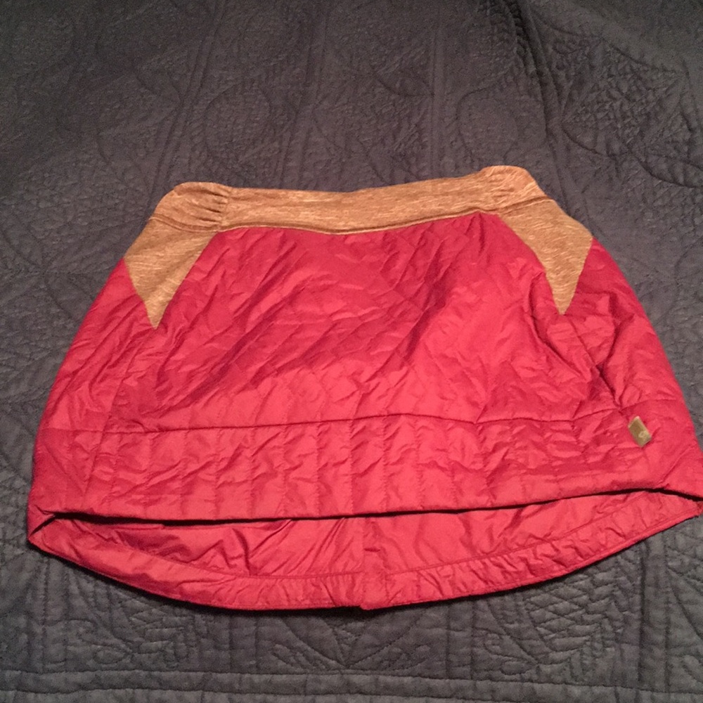 Mountain Hardware skirt sz S